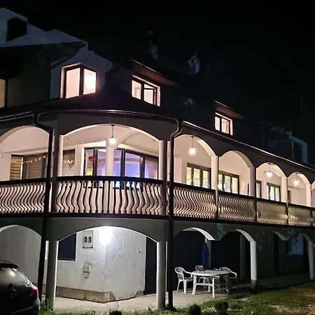 Prirodna Oaza Blizu Vlasica I Sarajeva * Busovaca